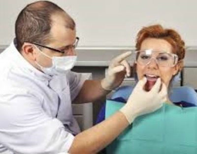 mouthguarddentist-1 mouthguarddentist-1